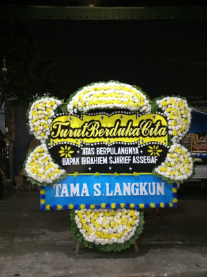 Papan Bunga Duka di Bonder